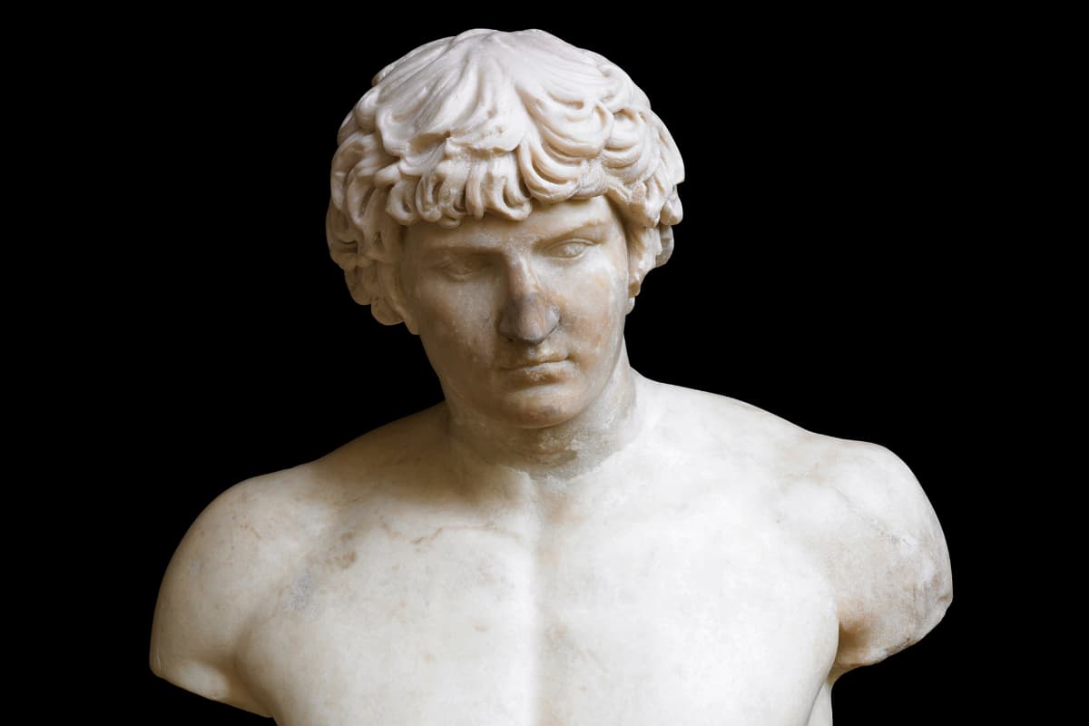 Il volto di Antinoo: amore, sacrificio e religione nell’Impero di Adriano